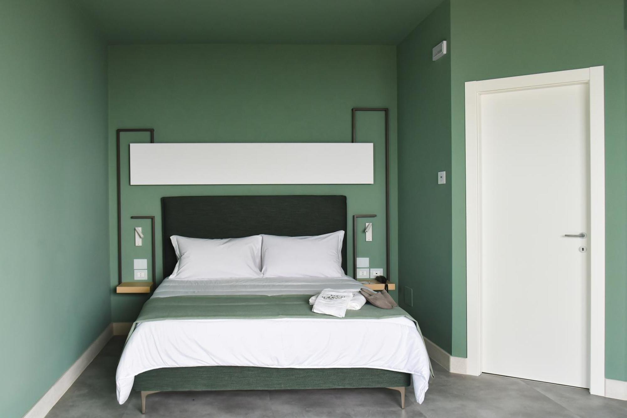 Maiorano Boutique Hotel Манфредония Экстерьер фото